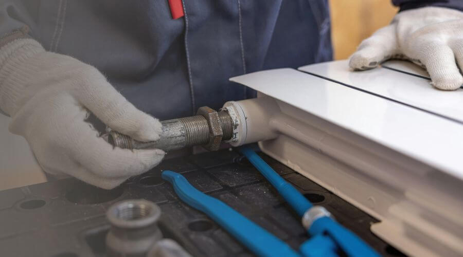 Professional water heater repair services in De Land, IL